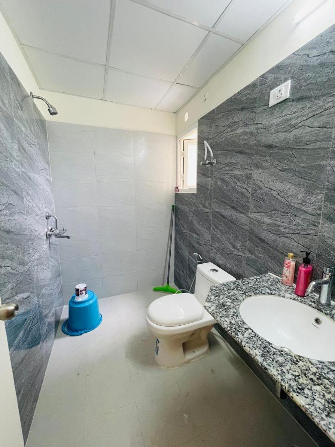 Achyutam Homes Лакнау Екстериор снимка