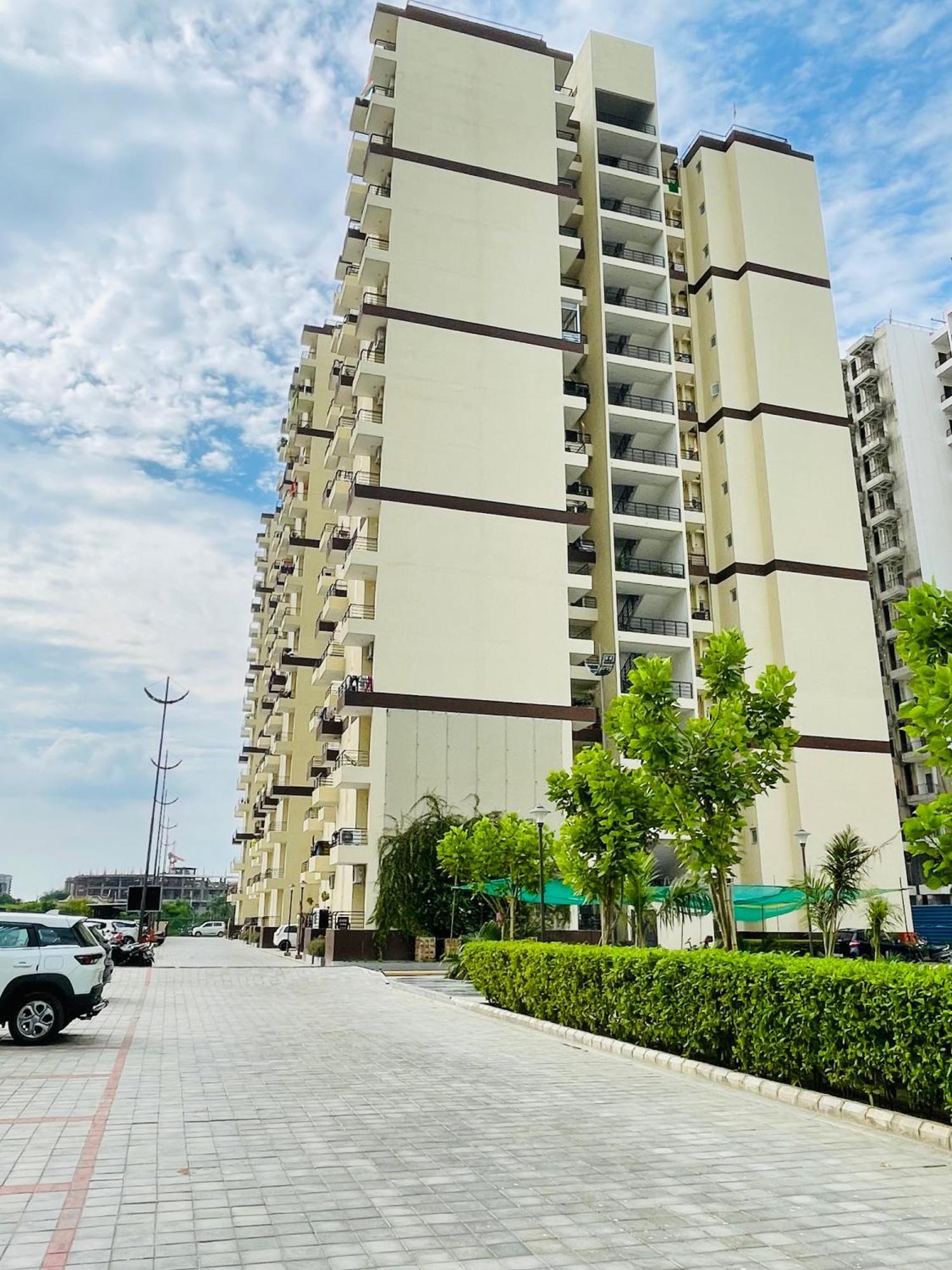 Achyutam Homes Лакнау Екстериор снимка