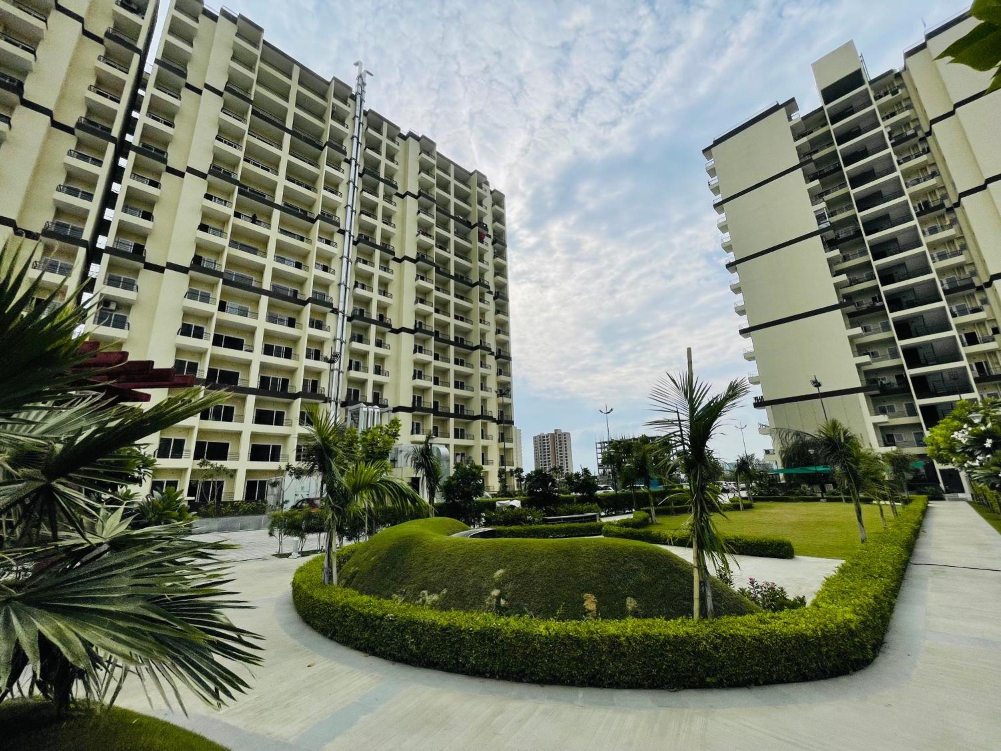 Achyutam Homes Лакнау Екстериор снимка